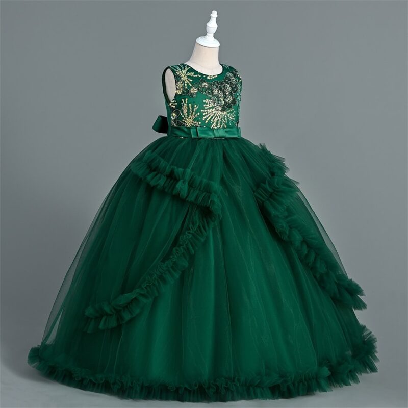 Elegant Green Dress with Gold Embroidery and Sequins